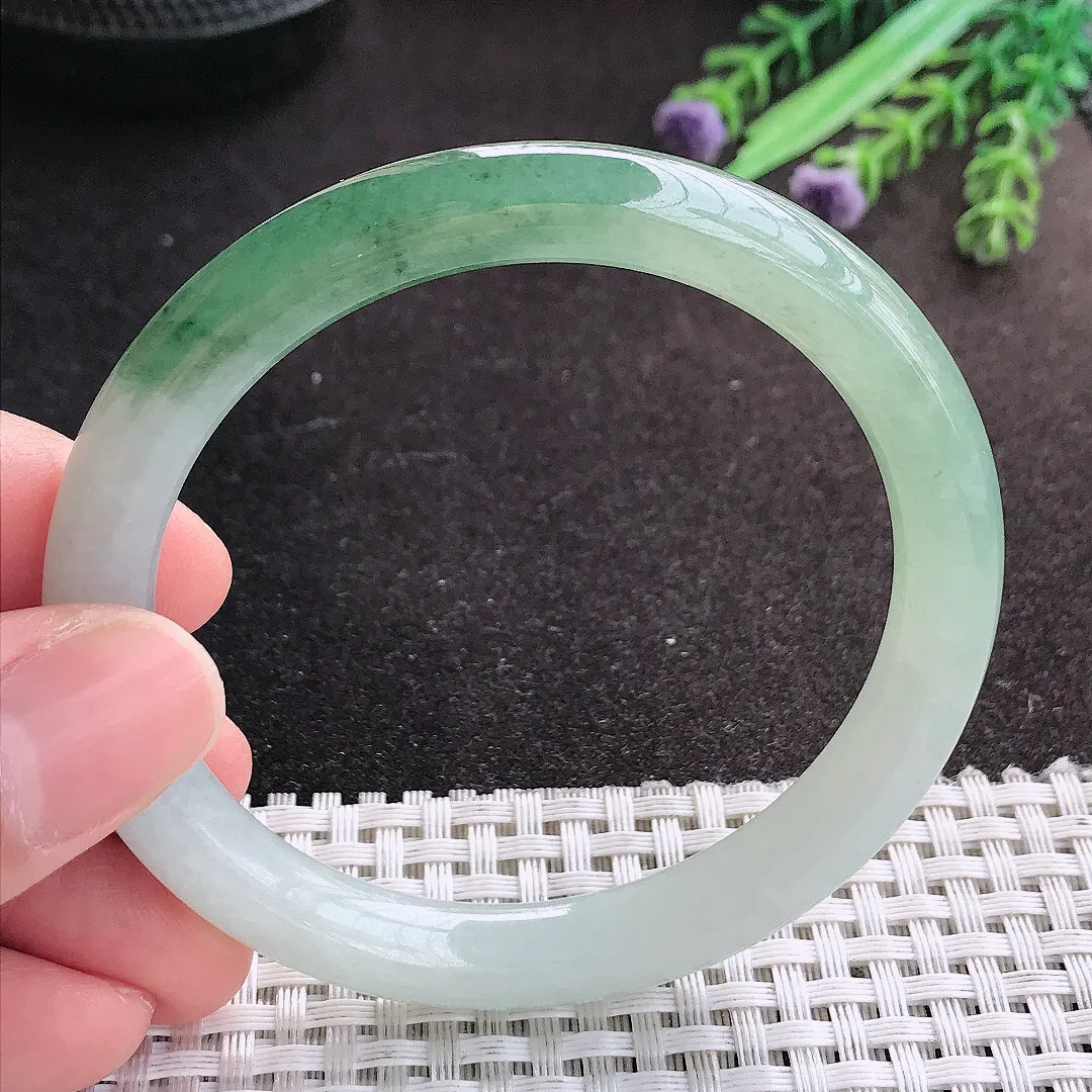 天然A货翡翠56/8.6/8.1老坑冰润油绿圆条手镯玉手镯