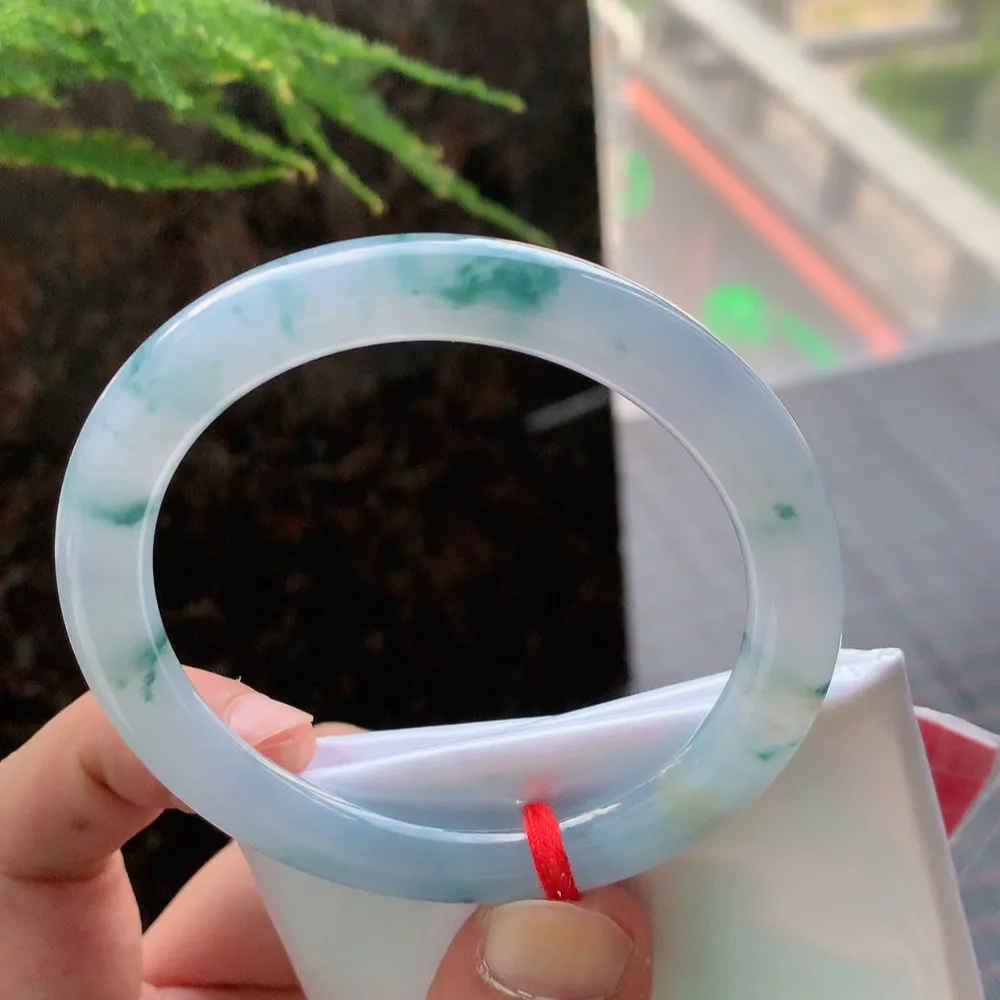 圆条冰紫飘花 无瑕 尺寸:56.3/8.1 种色兼备