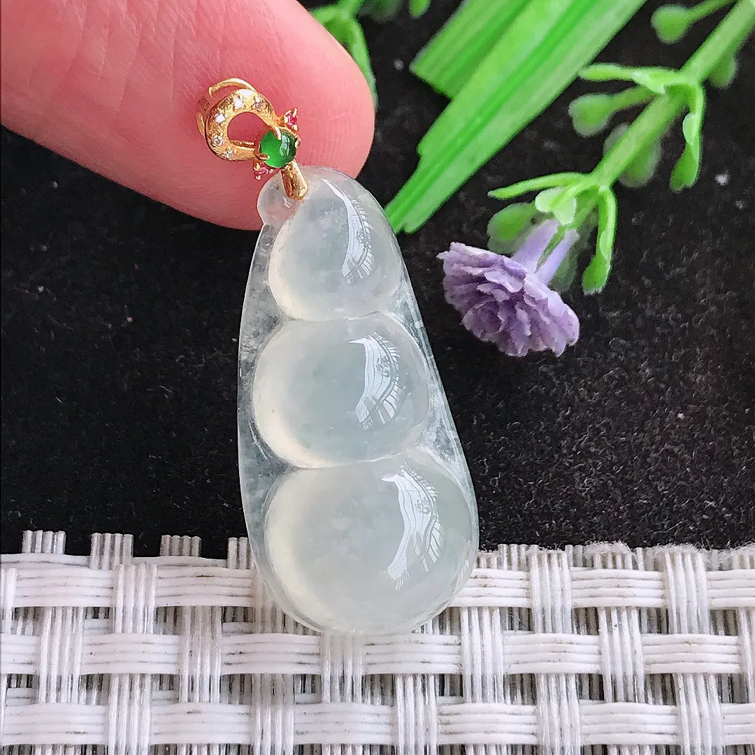 天然A货翡翠28/13.6/6.3老坑18k金镶嵌冰种四季豆吊坠翡翠福豆挂件