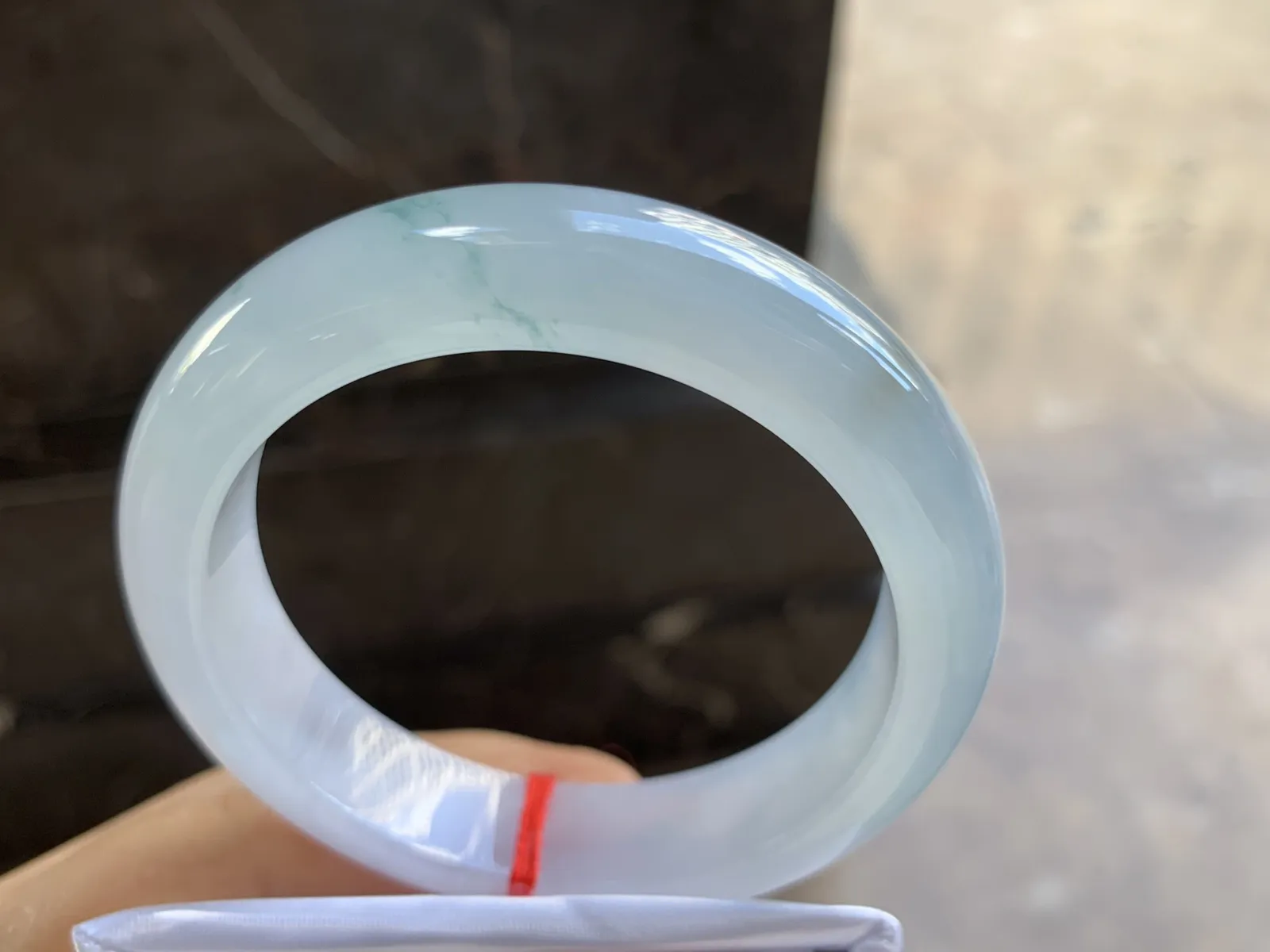 55-13.5-9mm
冰种飘花手镯 水润光泽 清爽 条形优秀