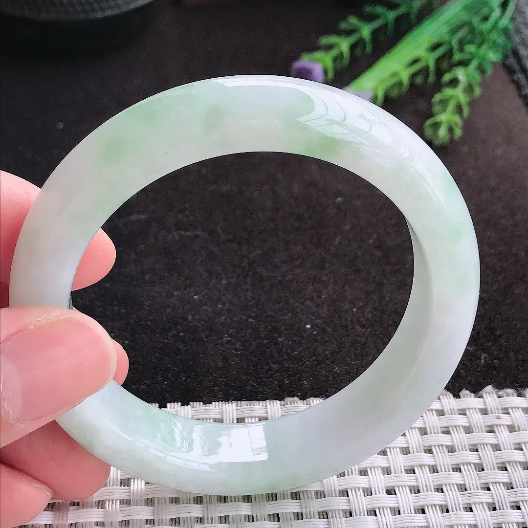 天然A货翡翠54.8/13.4/9老坑冰润起胶飘花手镯宽边玉手镯