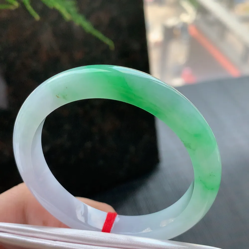 正圈冰春彩 无瑕 尺寸:51.6/9.1/8 种色兼备