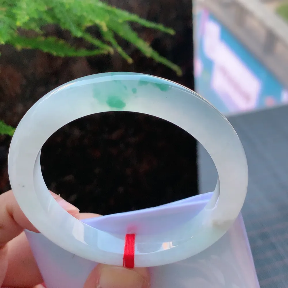 正圈冰飘花 微纹 尺寸:55.7/10.2/8.6 花美 种水好