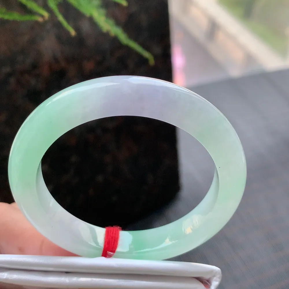 正圈高冰春彩 无瑕 尺寸:50.9/9.9/8.4 种色兼备