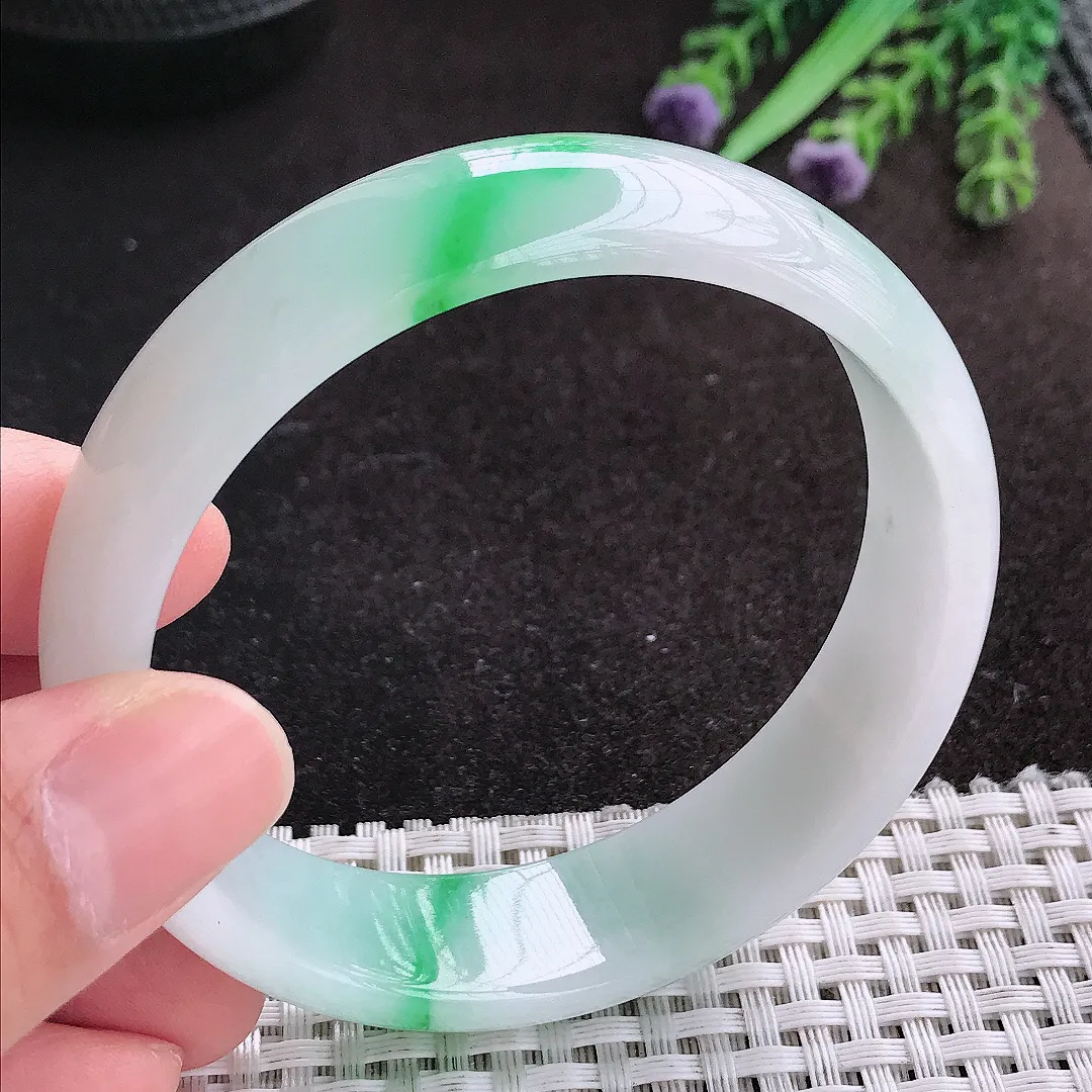 天然A货翡翠59/16/6.7老坑冰润白底青飘阳绿手镯宽边轮胎玉镯