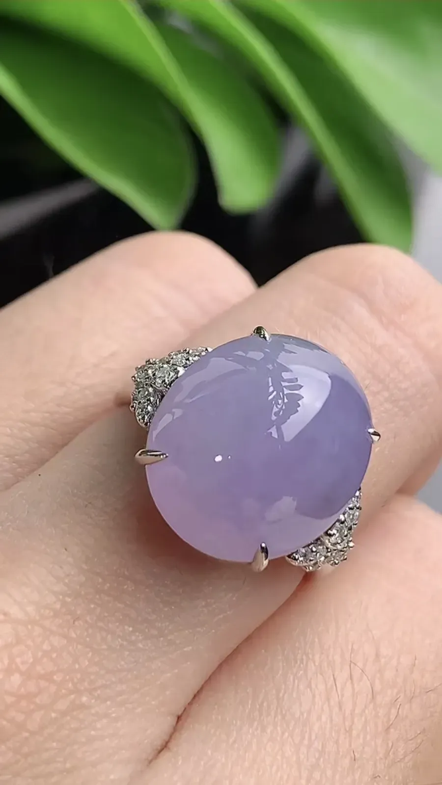a货翡翠老坑冰种18K金伴钻镶嵌紫罗兰蛋面戒指 圈口17.2裸石尺寸14.8×10.7mm 重量6.38g 1203
