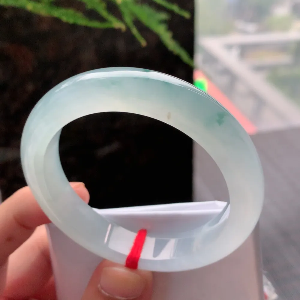 正圈高冰飘花 无瑕 尺寸:54.1/12.7/8.7 花美 种水好🥰🥰