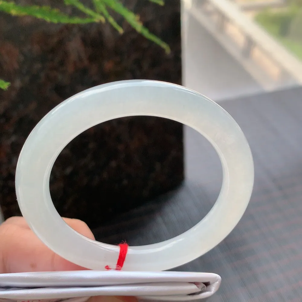 圆条高冰种白月光 无瑕 尺寸:53.4/8.7/9.2 种水好