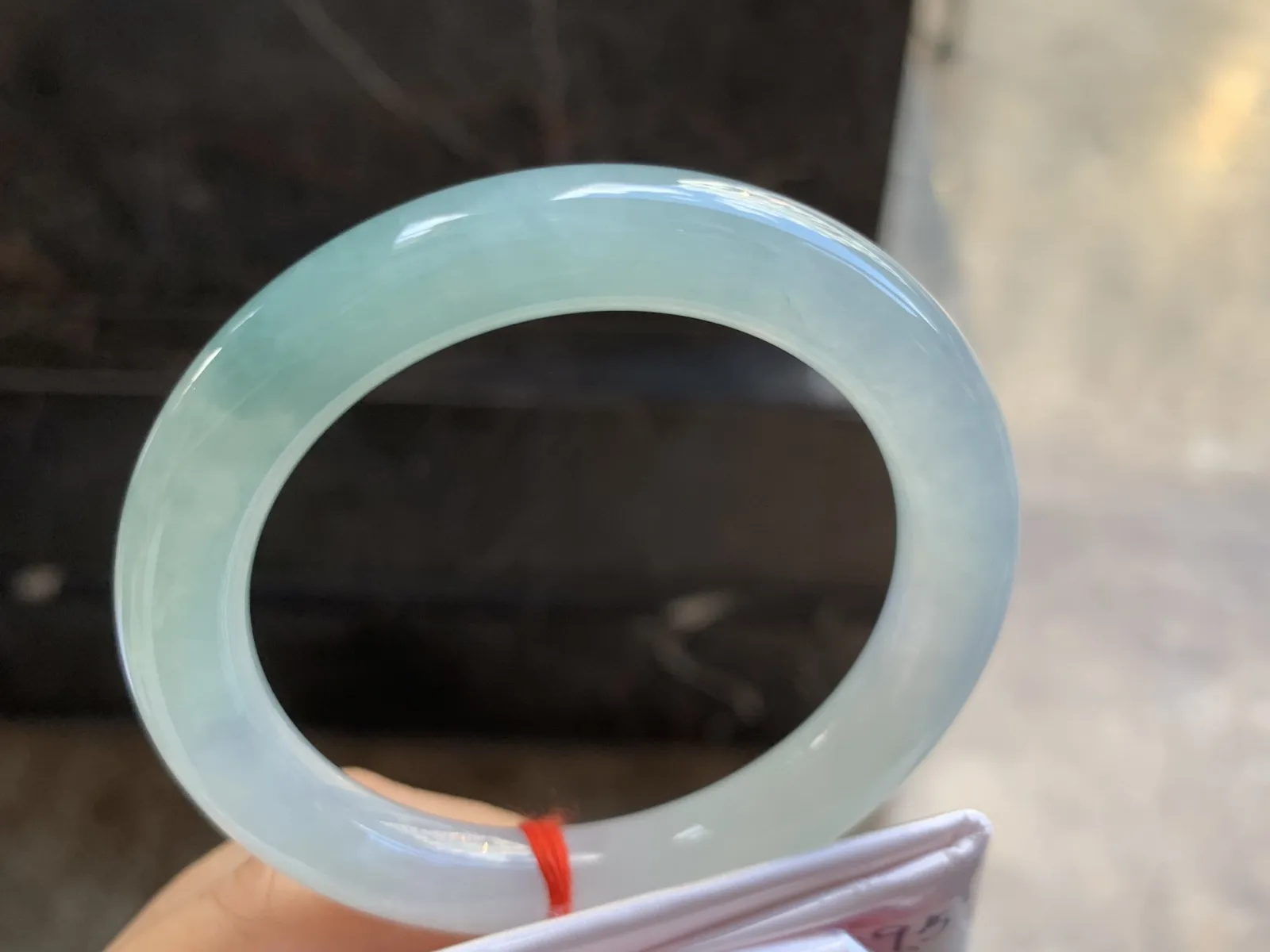 52-9.5mm
蓝水底圆条手镯  水润光泽