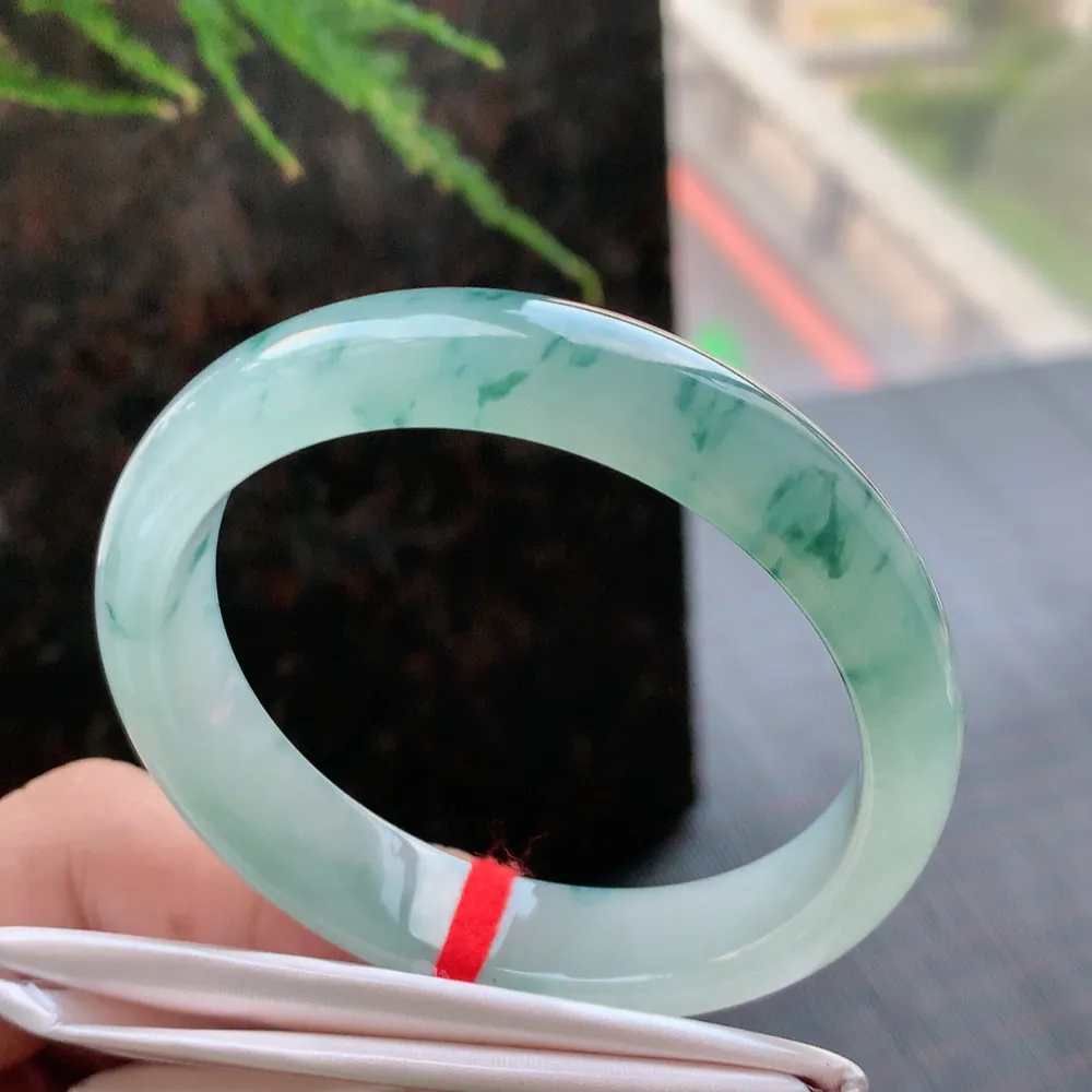 正圈高冰飘花 无瑕 尺寸:53.7/12.8/7.4 花美 种水好