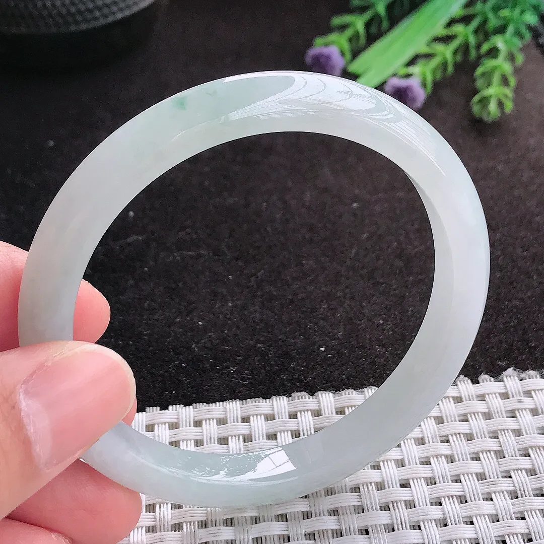 天然A货翡翠56.5/8.8/7.3老坑冰润起胶飘花手镯宽边玉镯