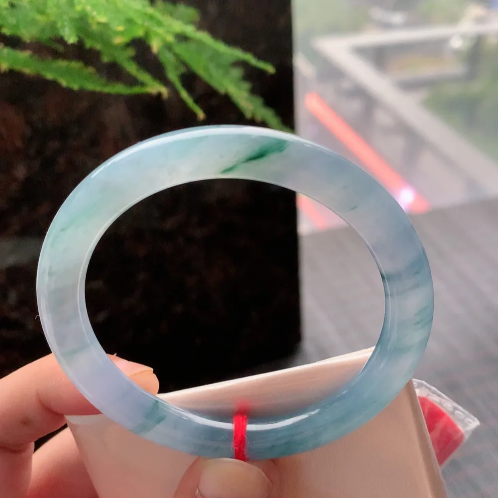 圆条冰紫飘花 无瑕 尺寸:57.1/8.4/8.7 种色兼备