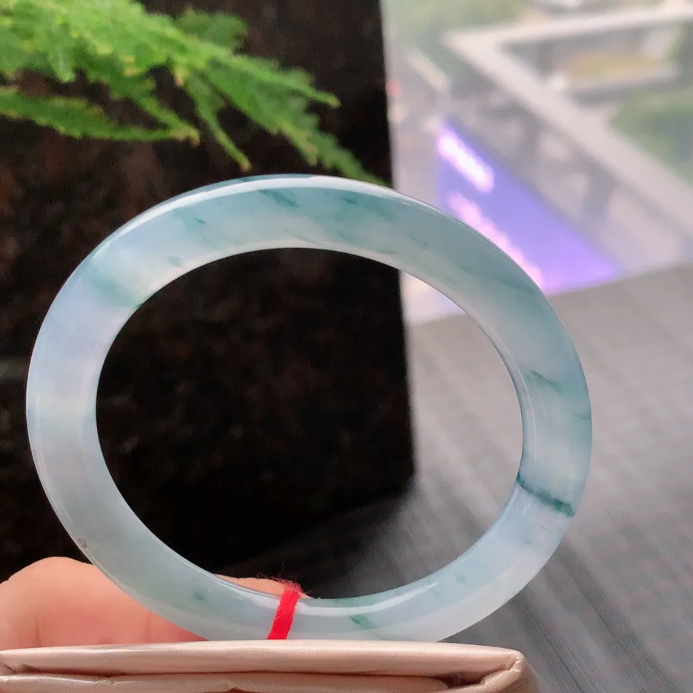 圆条冰紫飘花 无瑕 尺寸:57.1/8.4/8.7 种色兼备