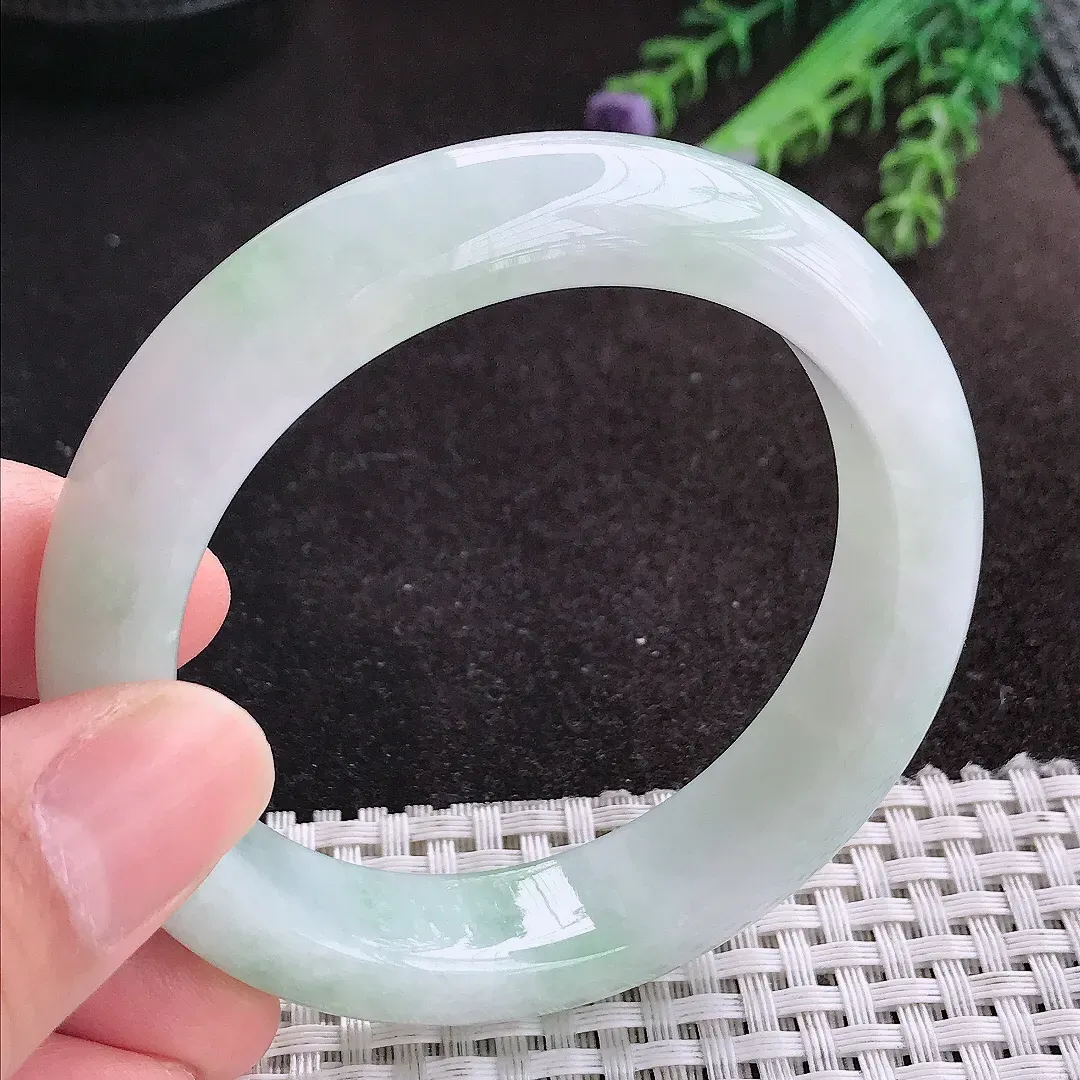 天然A货翡翠54.8/13.4/9老坑冰润起胶飘花手镯宽边玉手镯