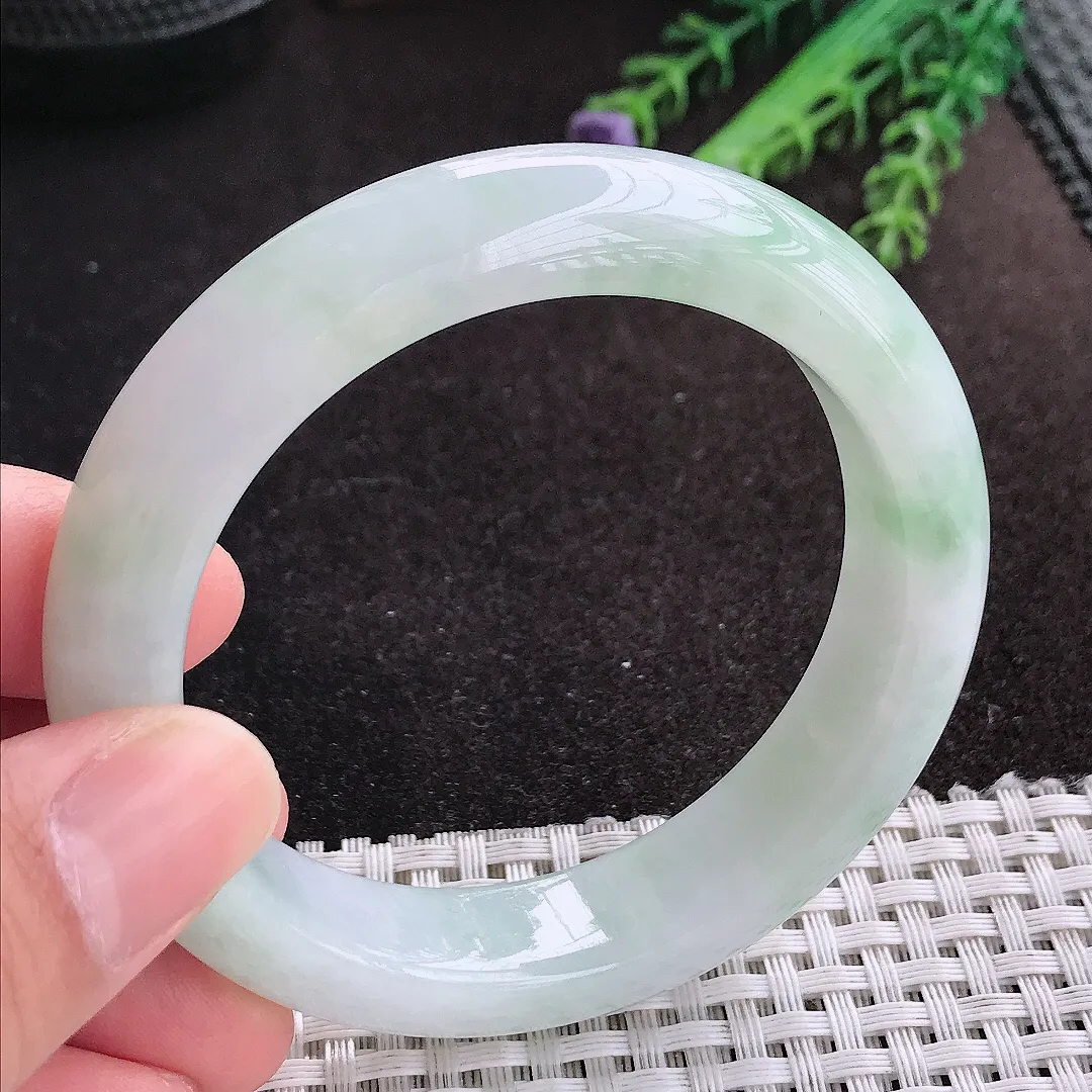 天然A货翡翠54.8/13.4/9老坑冰润起胶飘花手镯宽边玉手镯