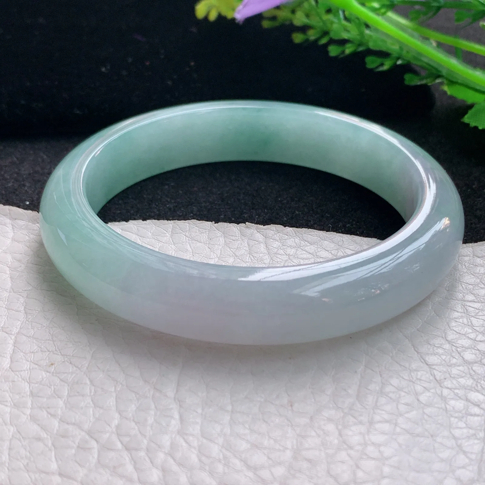 xo自然光58.5*12.5*8.5平安镯 缅甸翡翠a货玉手镯清新宽边玉手环