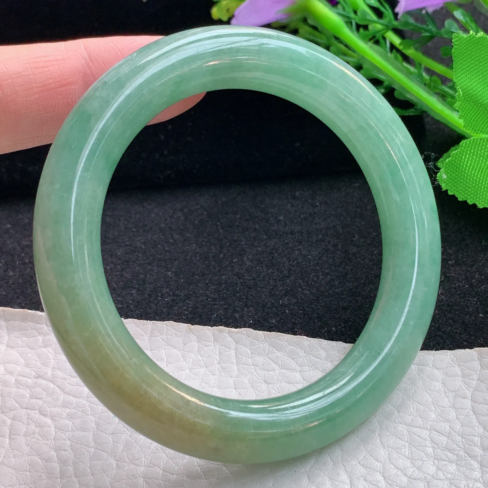 ss自然光53.8*10.3*10.5美人镯 缅甸翡翠a货玉手镯黄加绿圆条玉手环