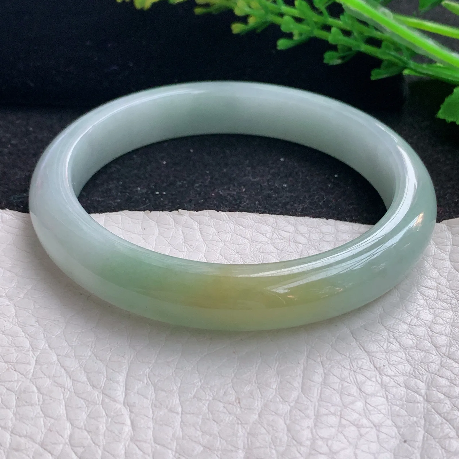 js自然光57*10.5*7.8平安镯 缅甸翡翠a货玉手镯双彩宽边玉手环