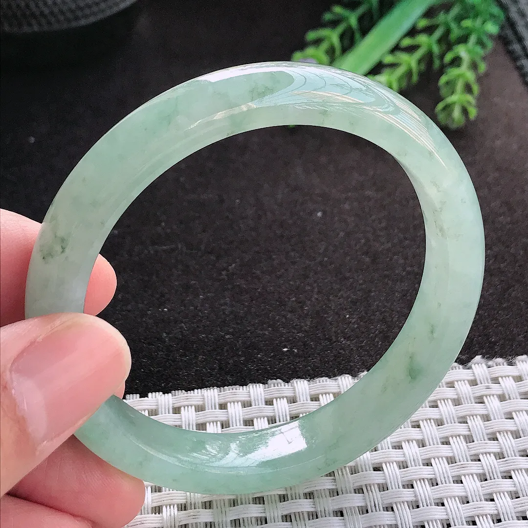 天然A货翡翠56/11.2/7.8老坑冰润起胶冰晴绿手镯宽边玉镯