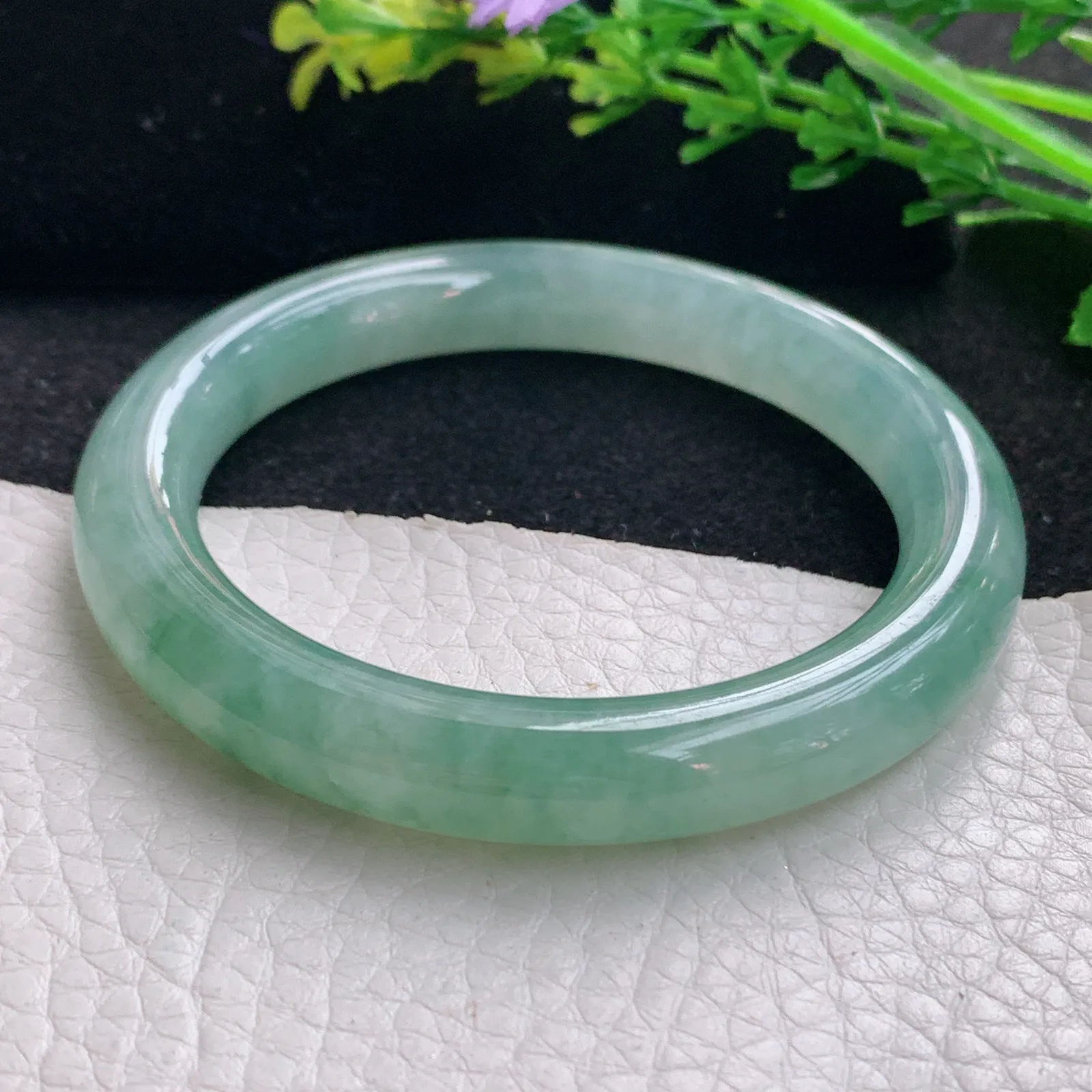 ay自然光53*9.2*9美人镯 缅甸翡翠a货玉手镯冰飘花圆条玉手环 叮当镯