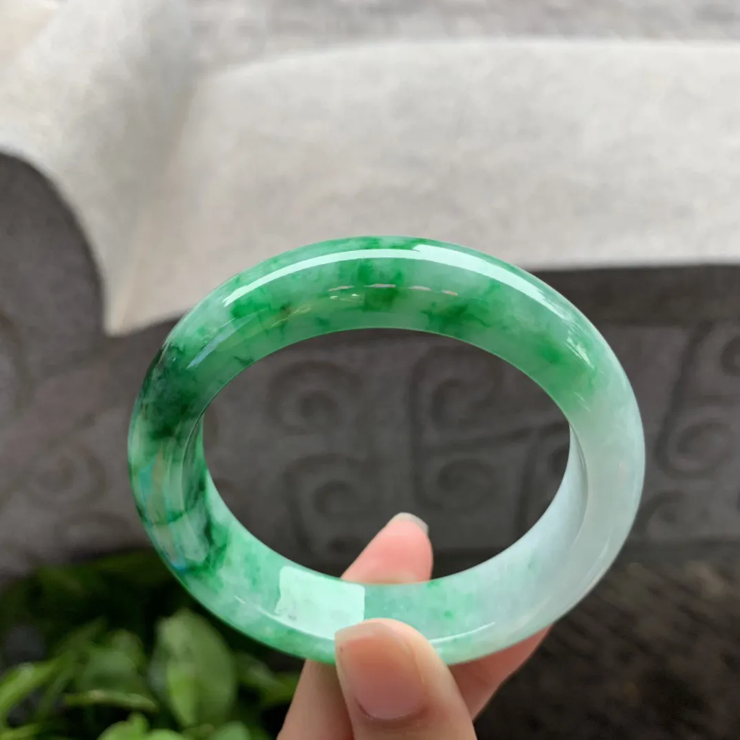 圈口55.2-14.4-9 【辣阳绿正圈手镯】正圈55 56可戴