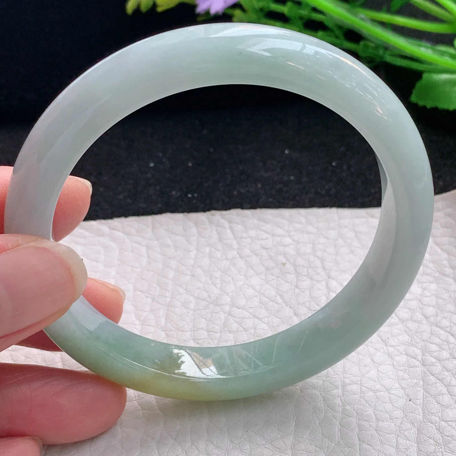 js自然光57*10.5*7.8平安镯 缅甸翡翠a货玉手镯双彩宽边玉手环