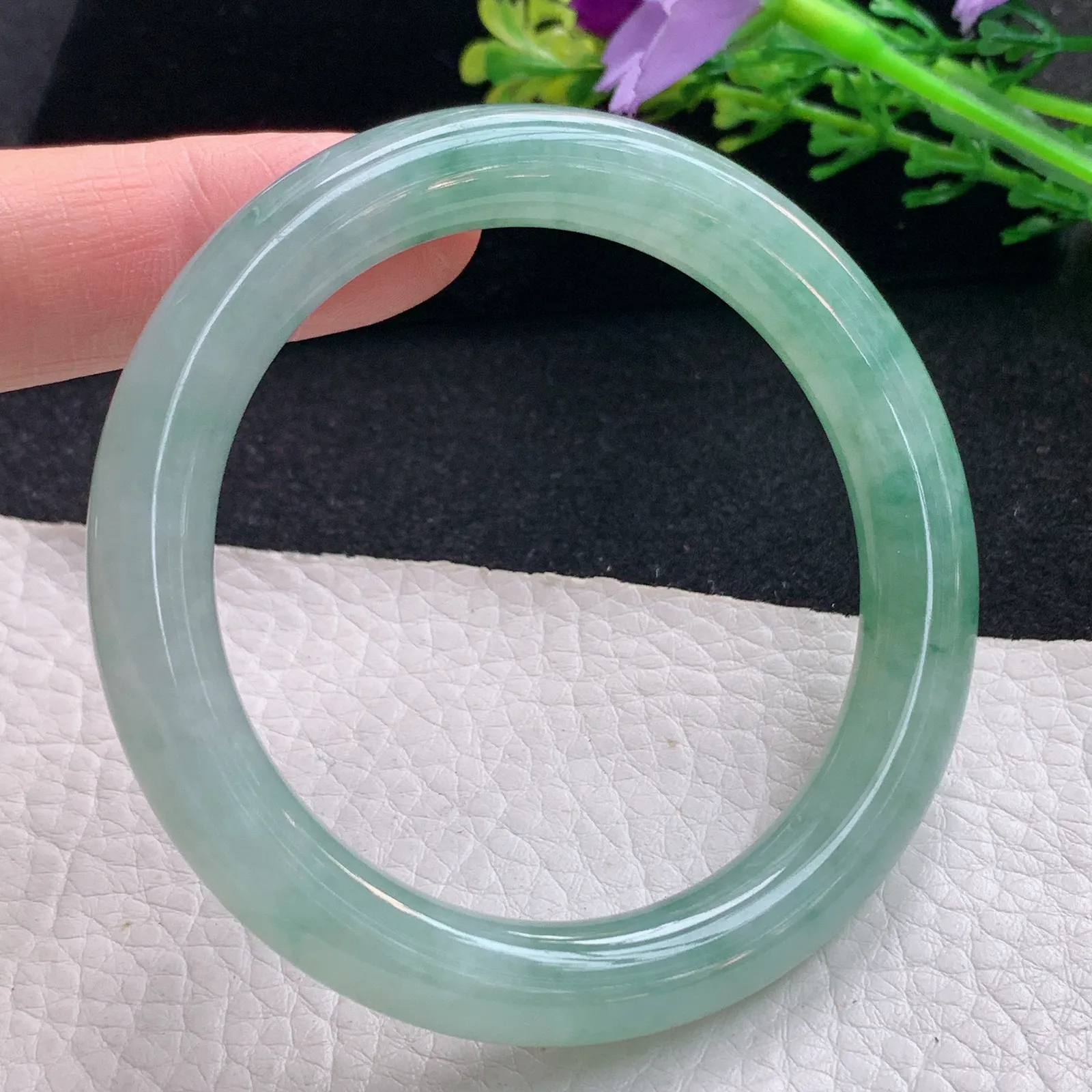 ay自然光53*9.2*9美人镯 缅甸翡翠a货玉手镯冰飘花圆条玉手环 叮当镯