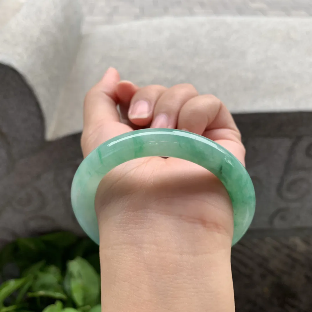 圈口54-10.1 【飘绿圆条手镯】圆条54 55可戴