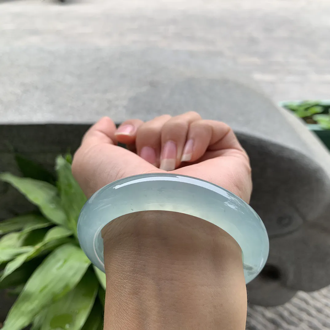 圈口56.8-12.3-9.8 【高冰蓝正圈手镯】正圈56 57可戴 冰透水润 起光