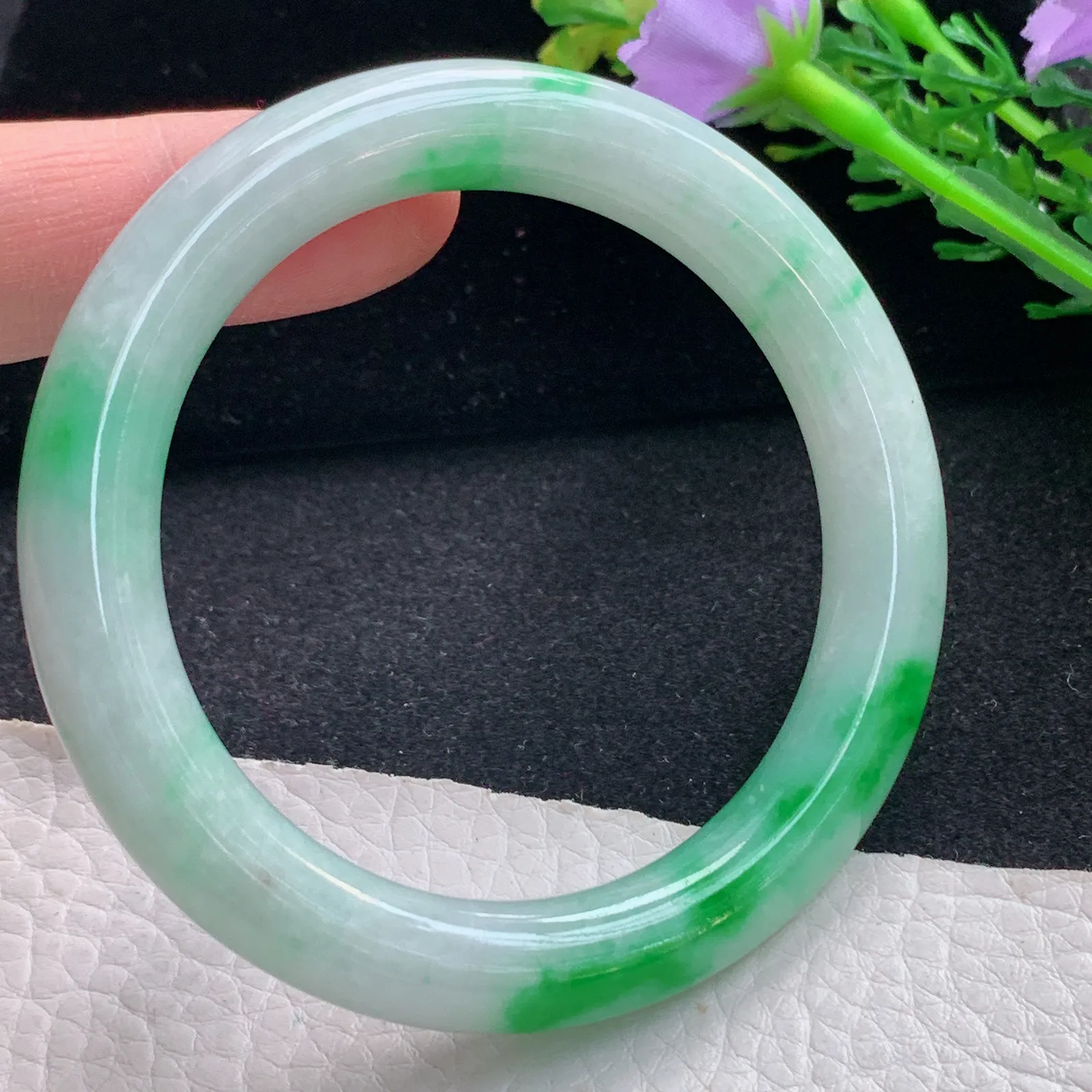 yh小圈口52.8*9.2*9.5美人镯 缅甸翡翠a货玉手镯飘阳绿圆条玉手环