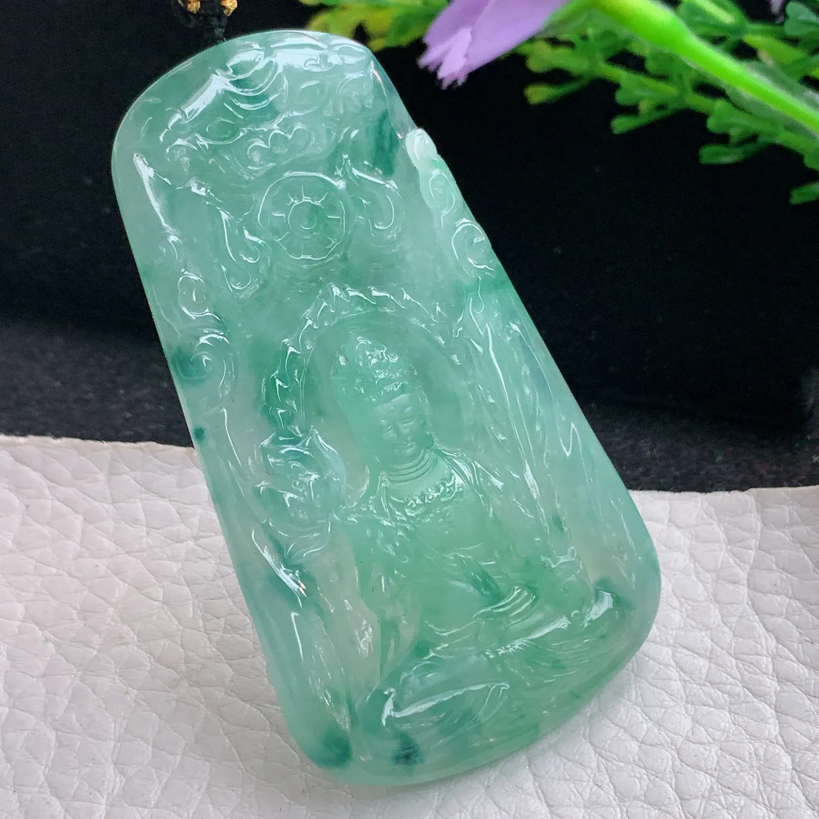 kh实拍64.2*36*5.5缅甸翡翠精雕满绿飘花虚空藏玉吊坠 玉挂件