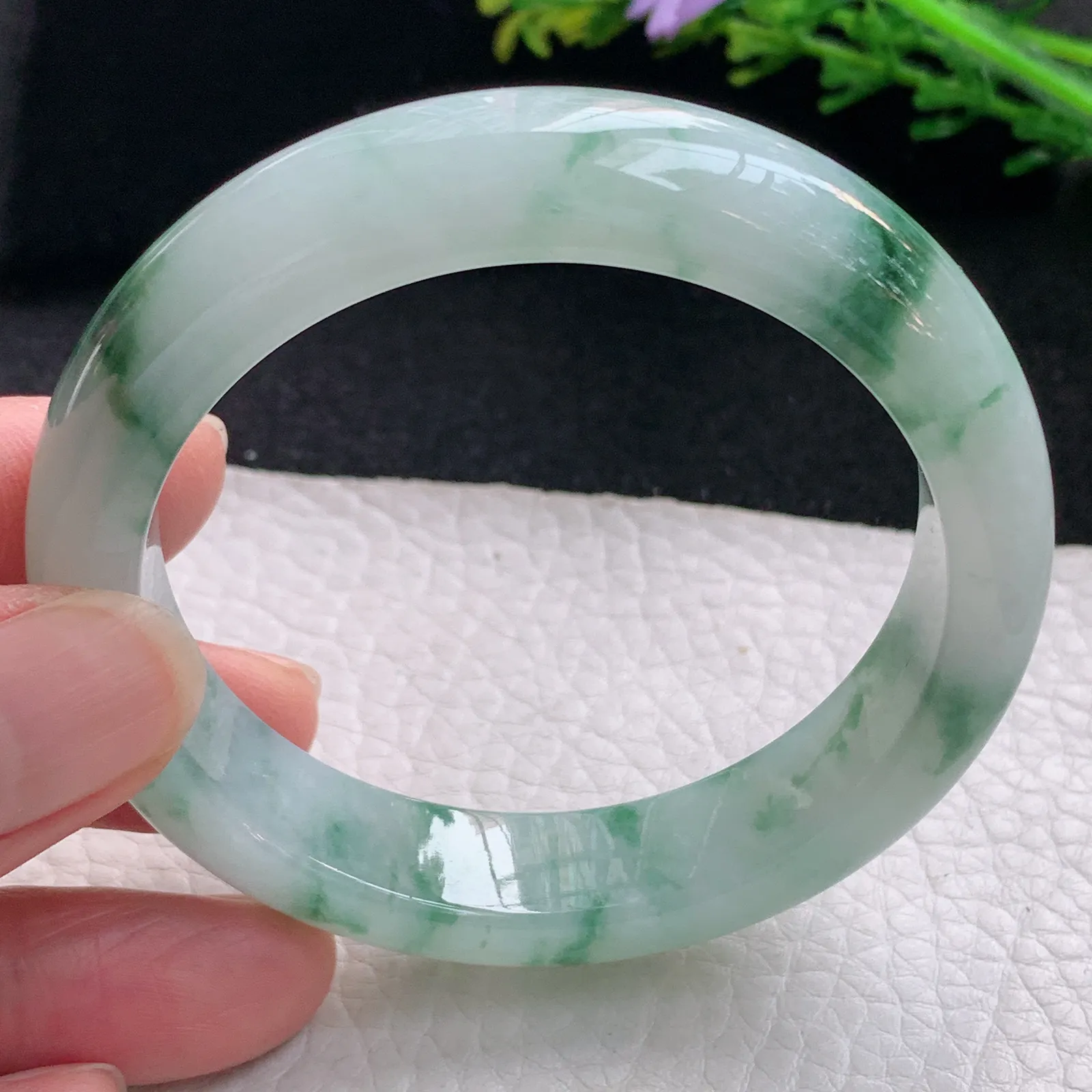 ay自然光53.5*12.8*8平安镯 缅甸翡翠a货玉手镯冰飘花宽边玉手环
