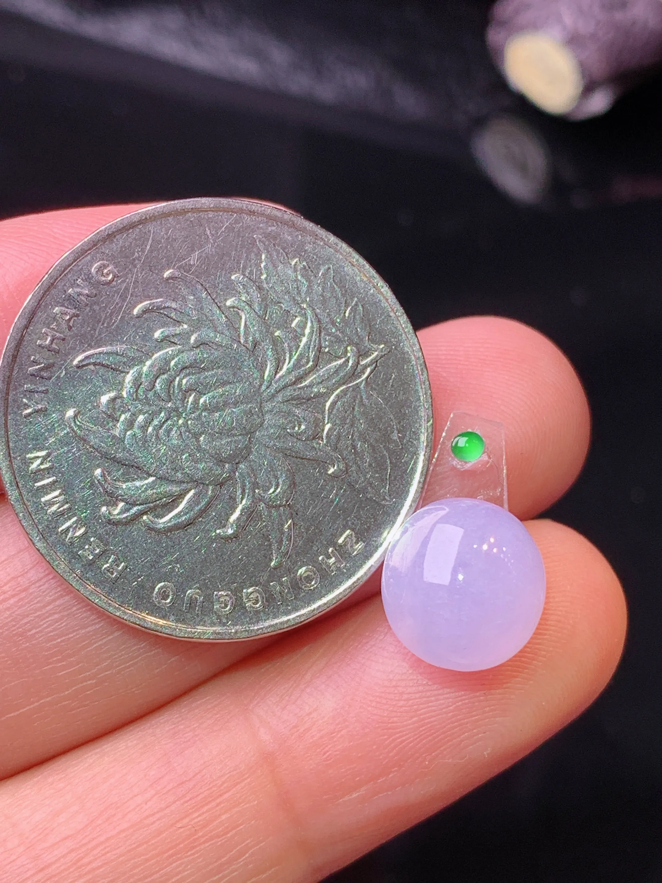 镶嵌款 紫罗兰蛋面吊坠 玉质细腻 色泽清新艳丽 整体尺寸9.7*9*5.3