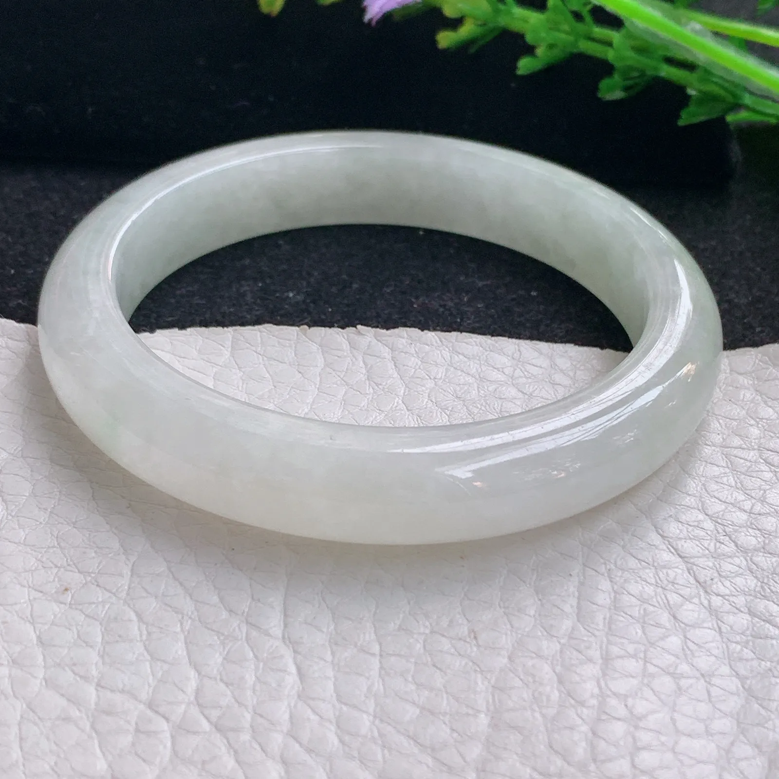 xx自然光56*10.6*8.3平安镯 缅甸翡翠a货玉手镯秀气纯美宽边玉手环