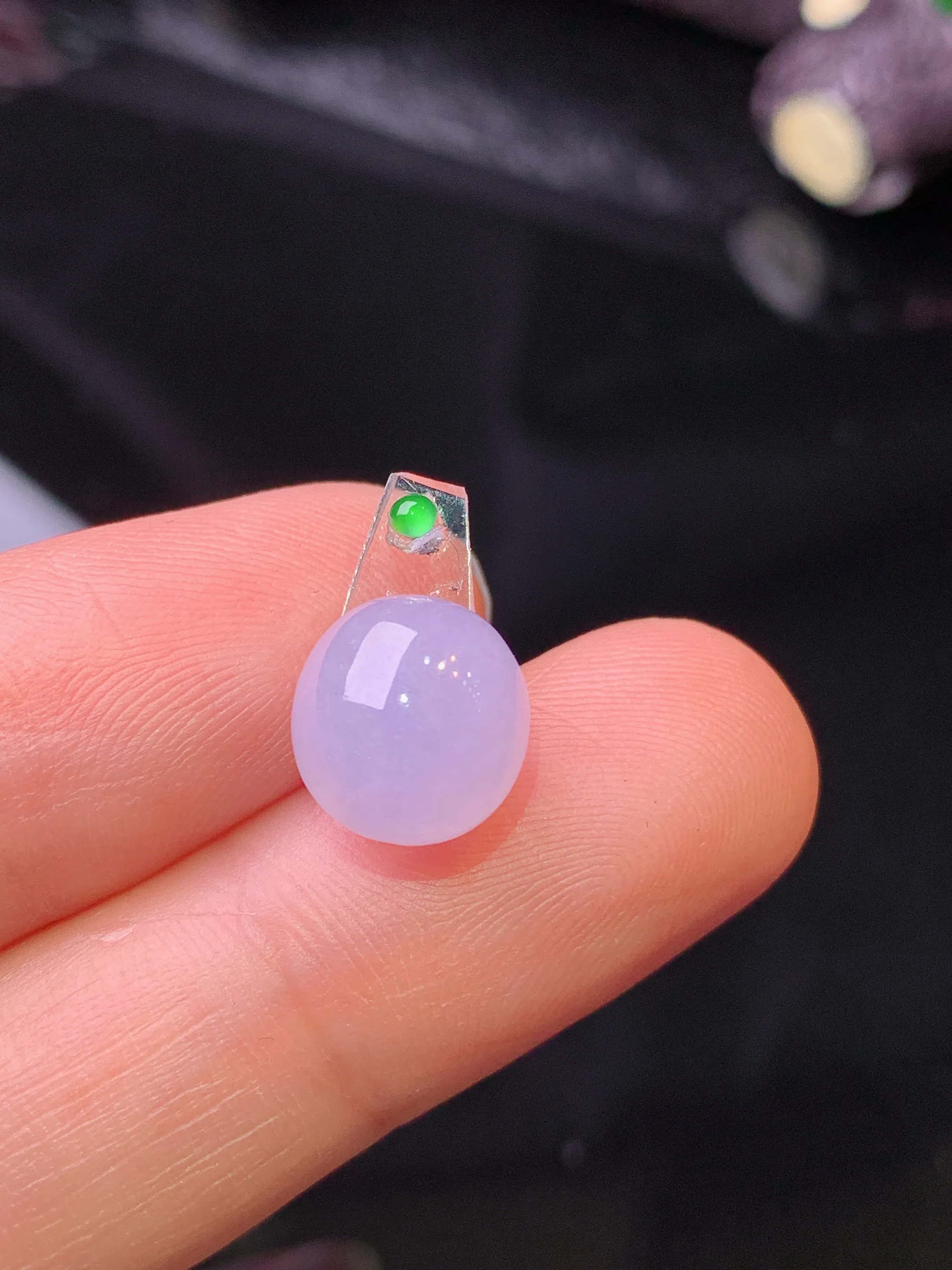 镶嵌款 紫罗兰蛋面吊坠 玉质细腻 色泽清新艳丽 整体尺寸9.7*9*5.3