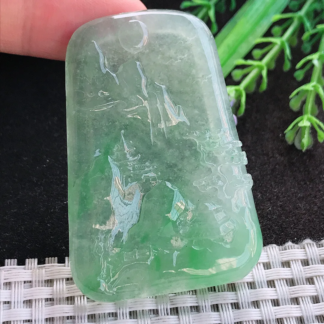 天然A货翡翠57.3/39.7/5.6老坑冰透果冻胶冰晴阳绿山水牌吊坠翡翠玉挂件