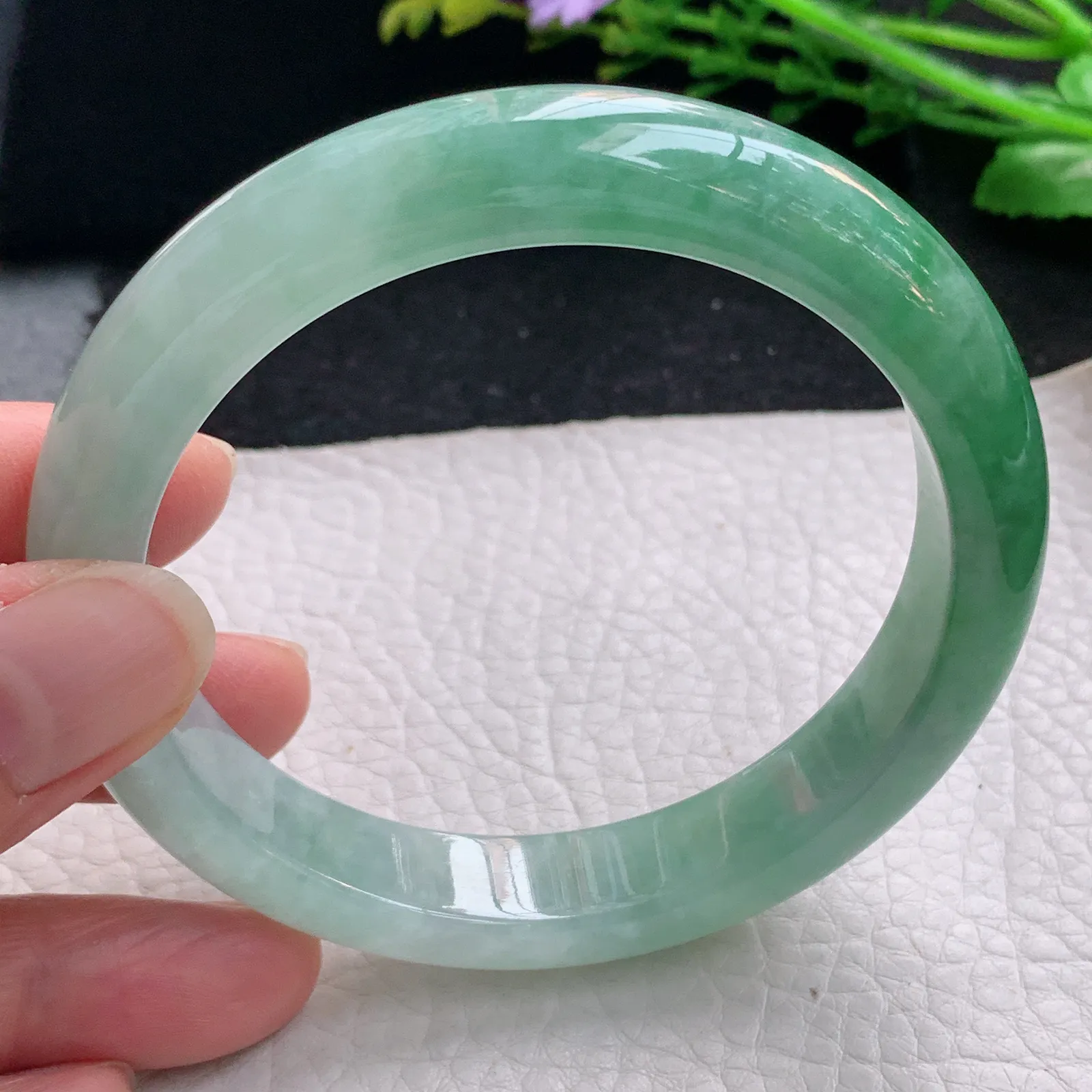 nr大圈口62*12.5*8.8平安镯 缅甸翡翠a货玉手镯冰润半山水宽边玉手环
