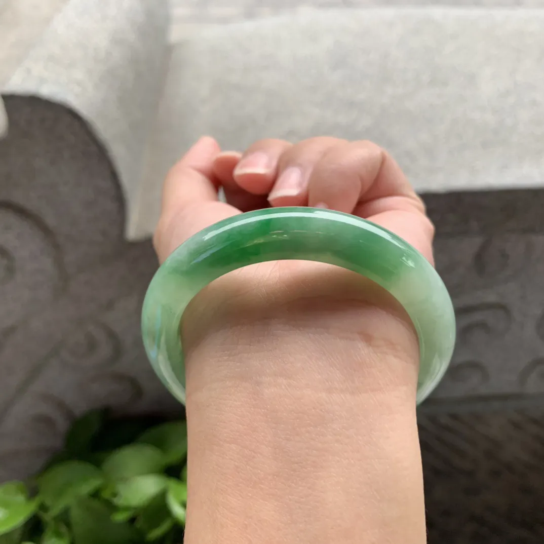 小圈口53-10.7-8.6 【芙蓉绿正圈手镯】正圈53 54可戴