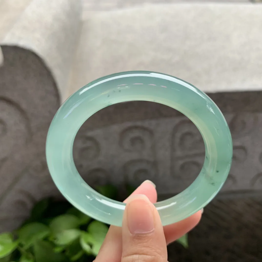 小圈口 52.8-10.3【高冰湖水绿圆条手镯】圆条52 53可戴