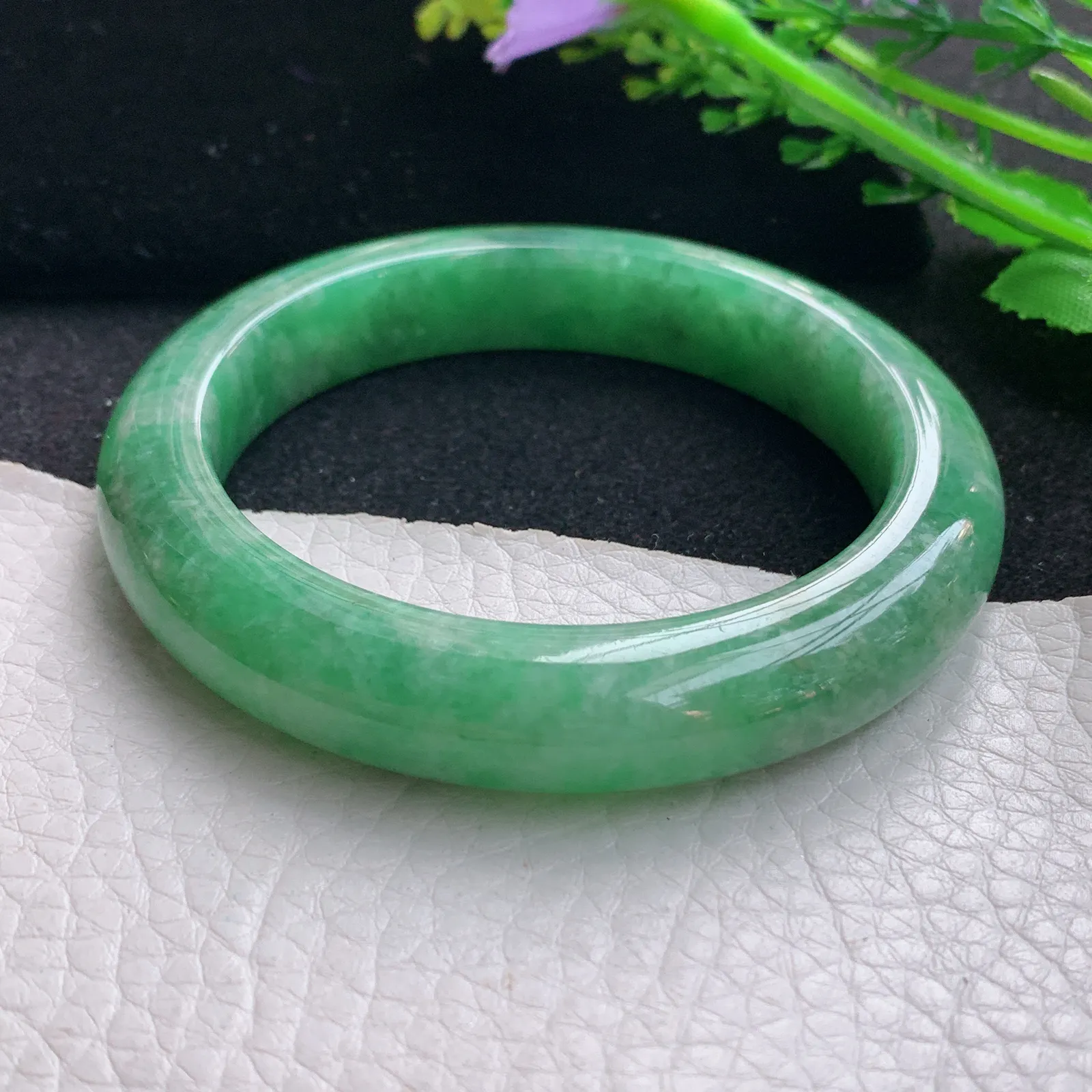 n自然光55.5*11.5*9.5平安镯 缅甸翡翠a货玉手镯满绿宽边玉手环