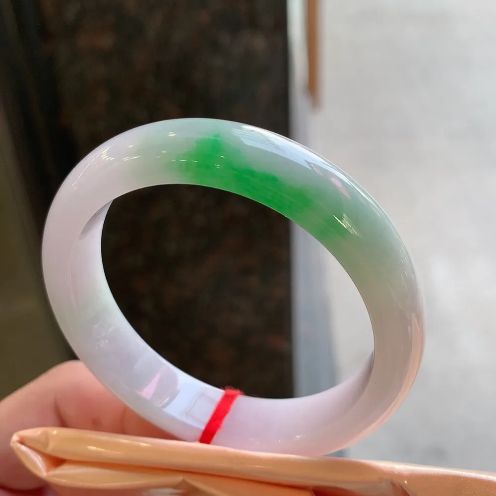 正圈冰糯春彩 无瑕 尺寸:53.8/12.4/7.9 超美