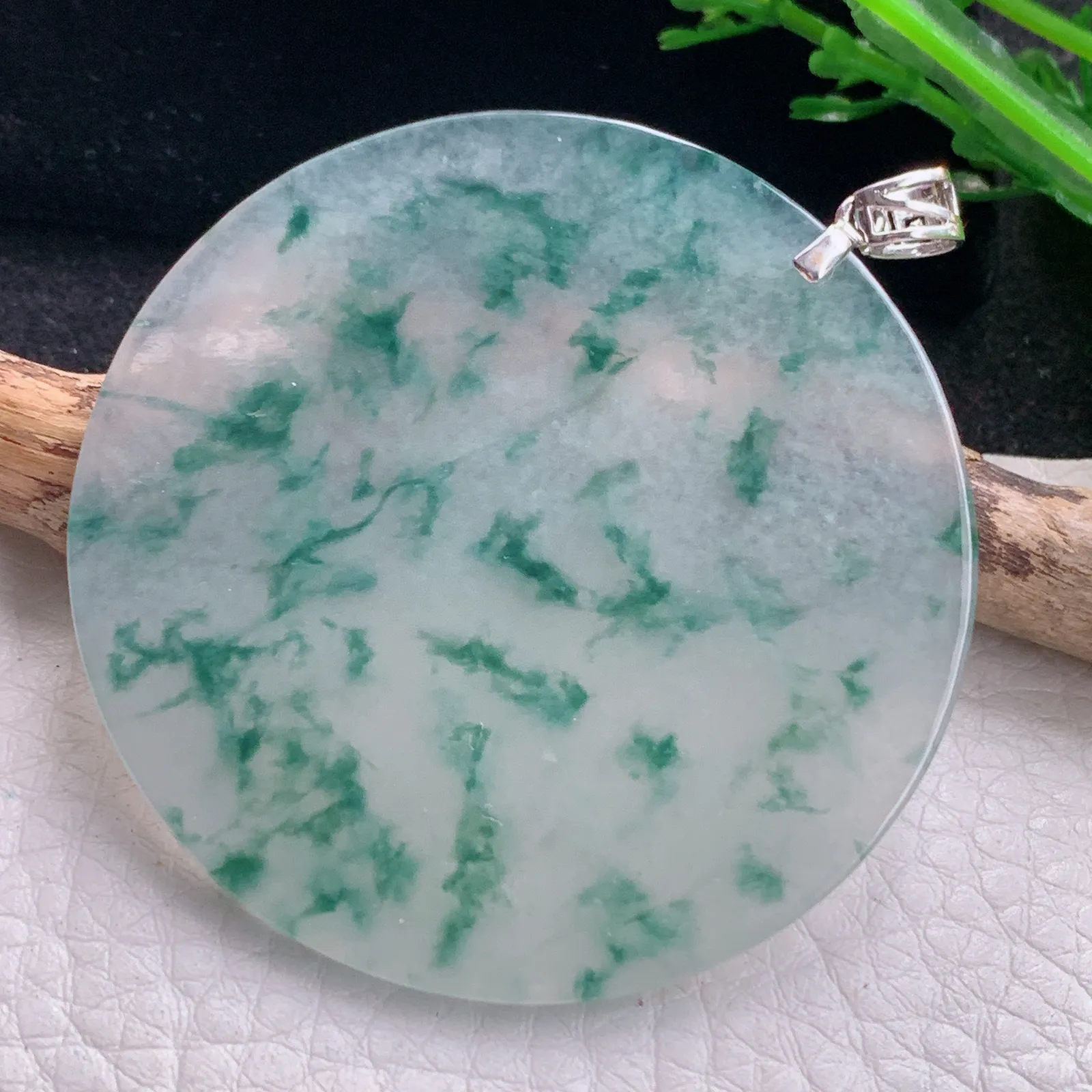 ws实拍52*3缅甸翡翠a货冰飘花平安无事牌 素面牌玉吊坠 玉挂件