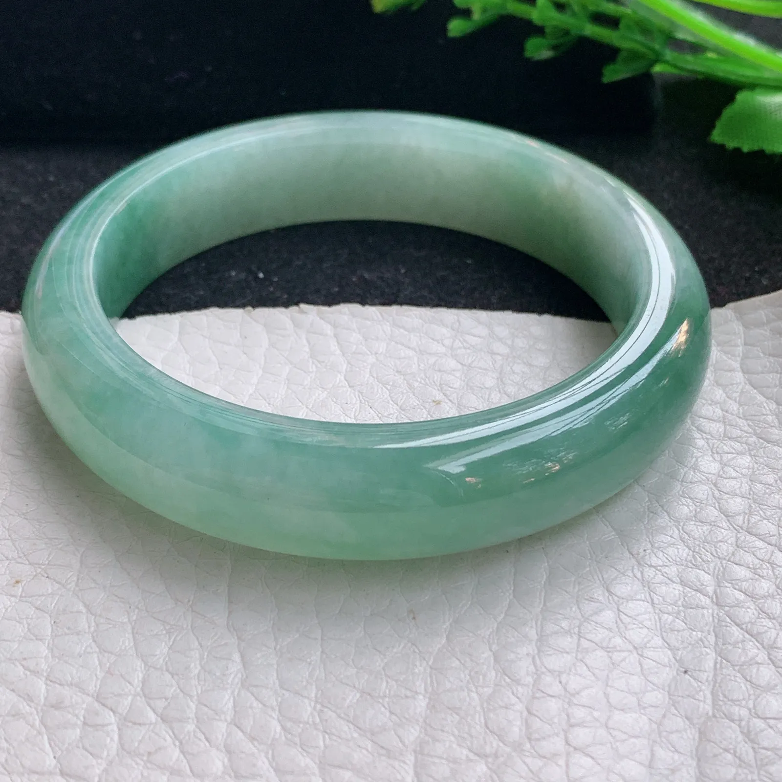 js自然光56*13.5*8.3平安镯 缅甸翡翠a货玉手镯冰润韵味宽边玉手环