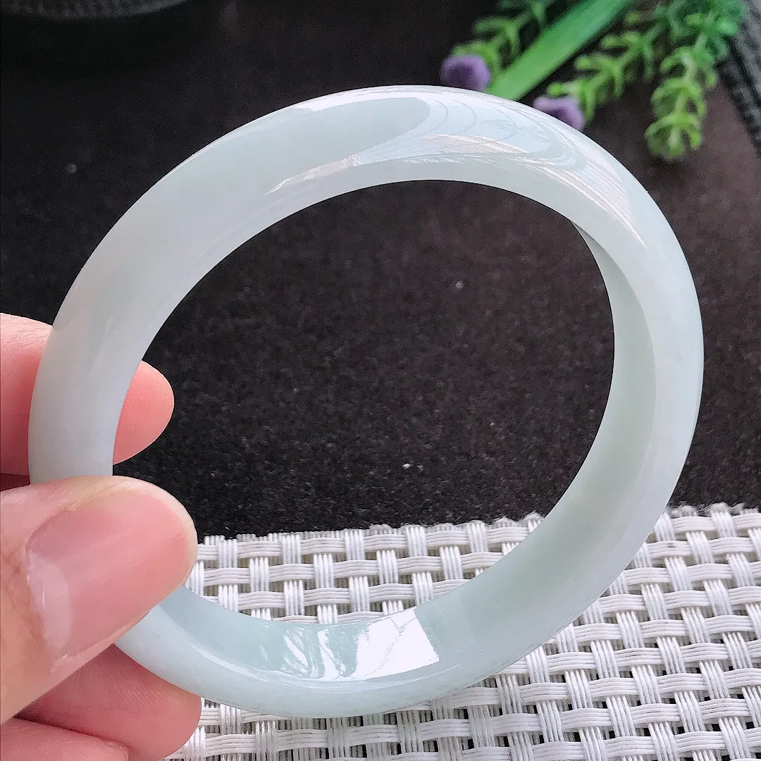 天然A货翡翠59/12.3/7.8老坑秀气温润天空蓝手镯宽边玉镯