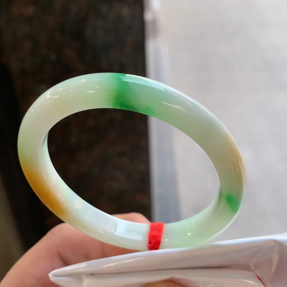 贵妃冰糯黄加绿 无瑕 尺寸:54.1/47.4/8.3/7.5 超值