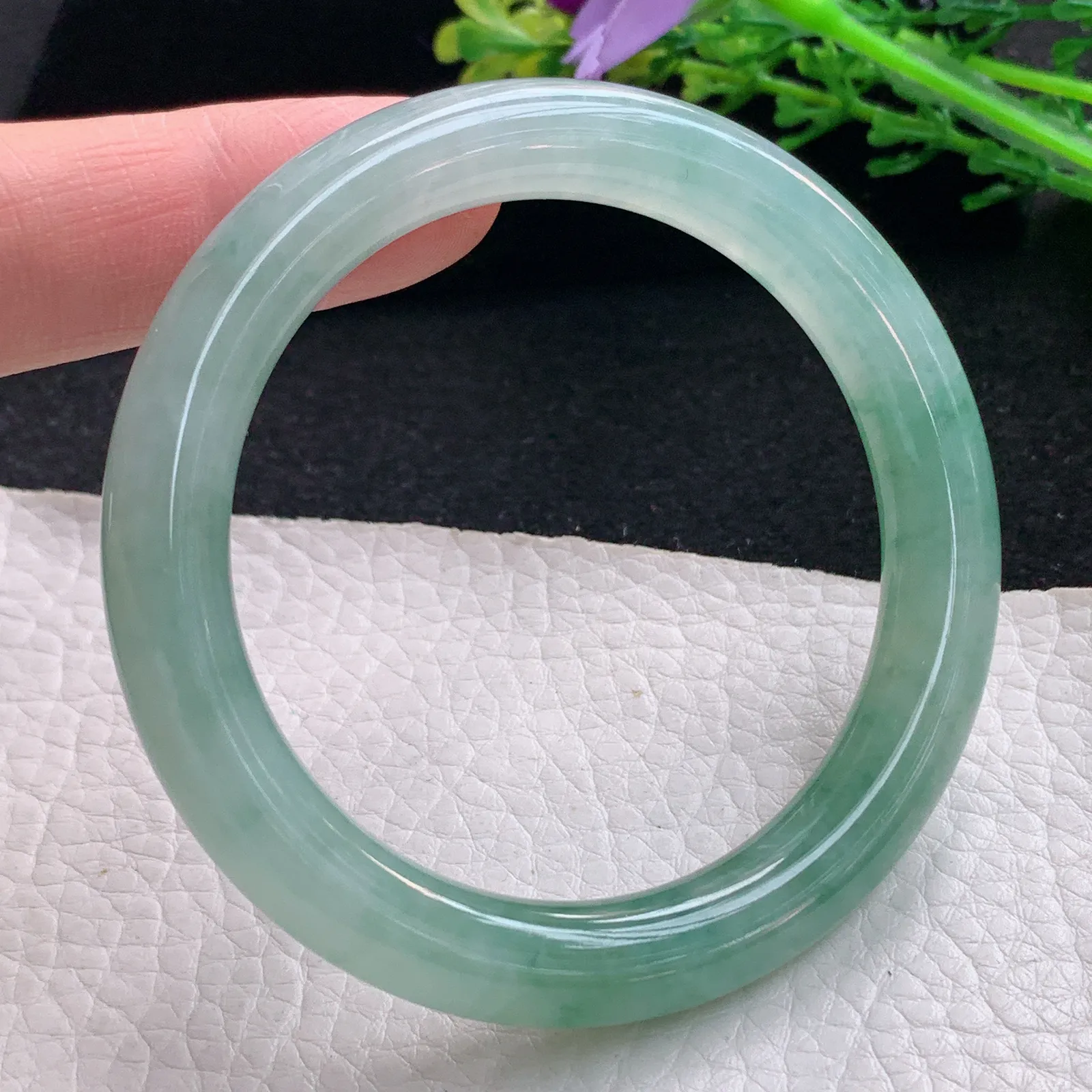 ay自然光53*9.2*9美人镯 缅甸翡翠a货玉手镯冰飘花圆条玉手环 叮当镯