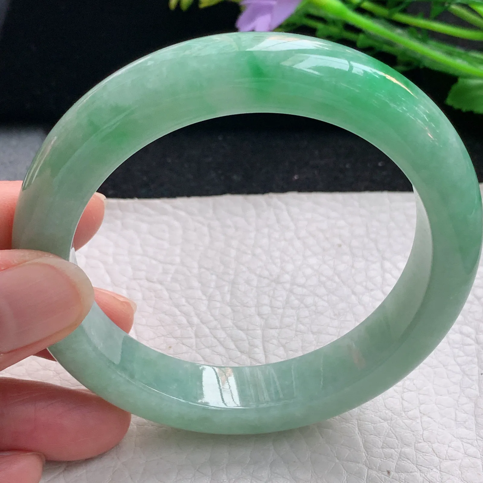 xc大圈口60*12.8*9.6平安镯 缅甸翡翠a货玉手镯飘绿厚装宽边玉手环