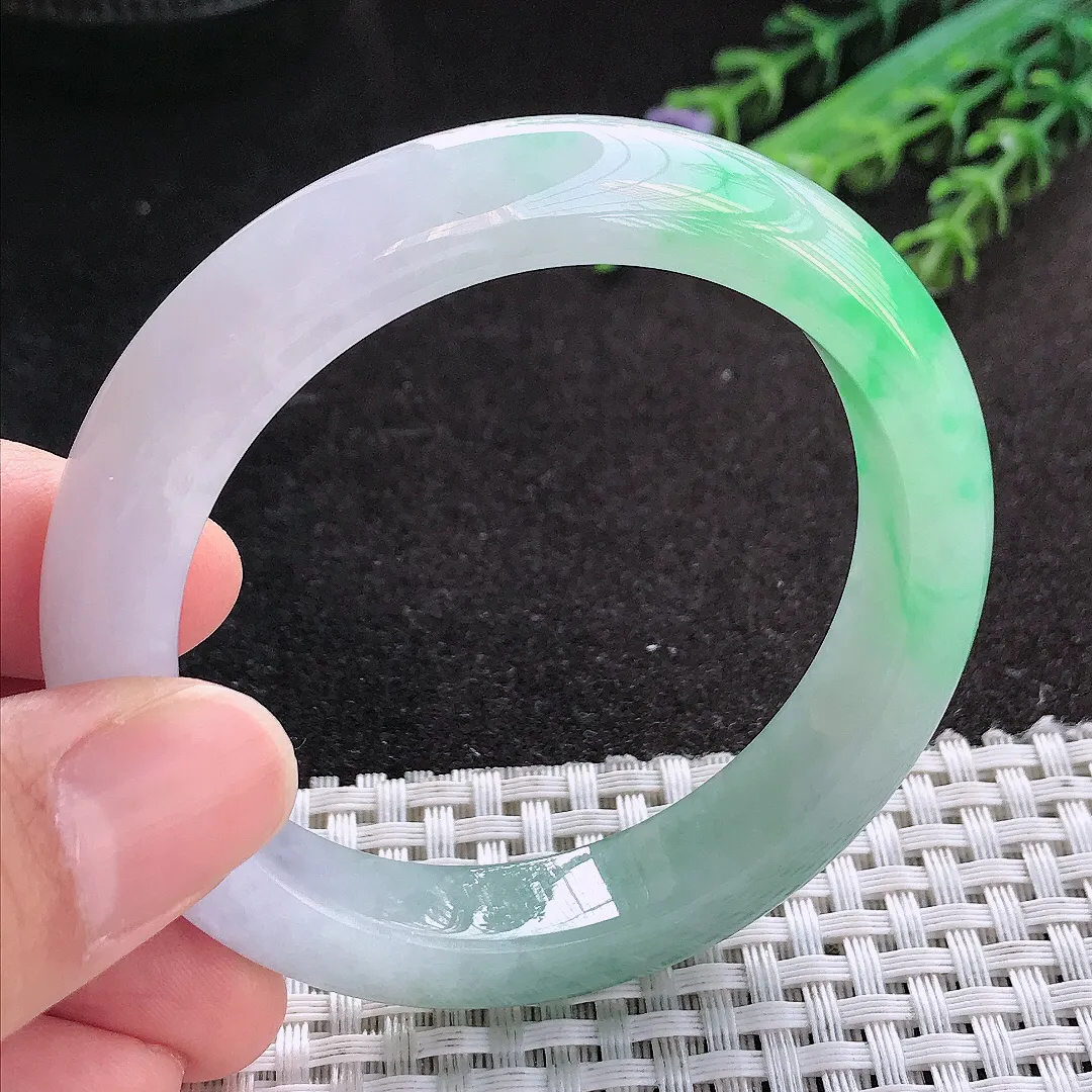 天然A货翡翠53/11/8.6老坑冰胶果冻飘阳绿手镯宽边玉镯