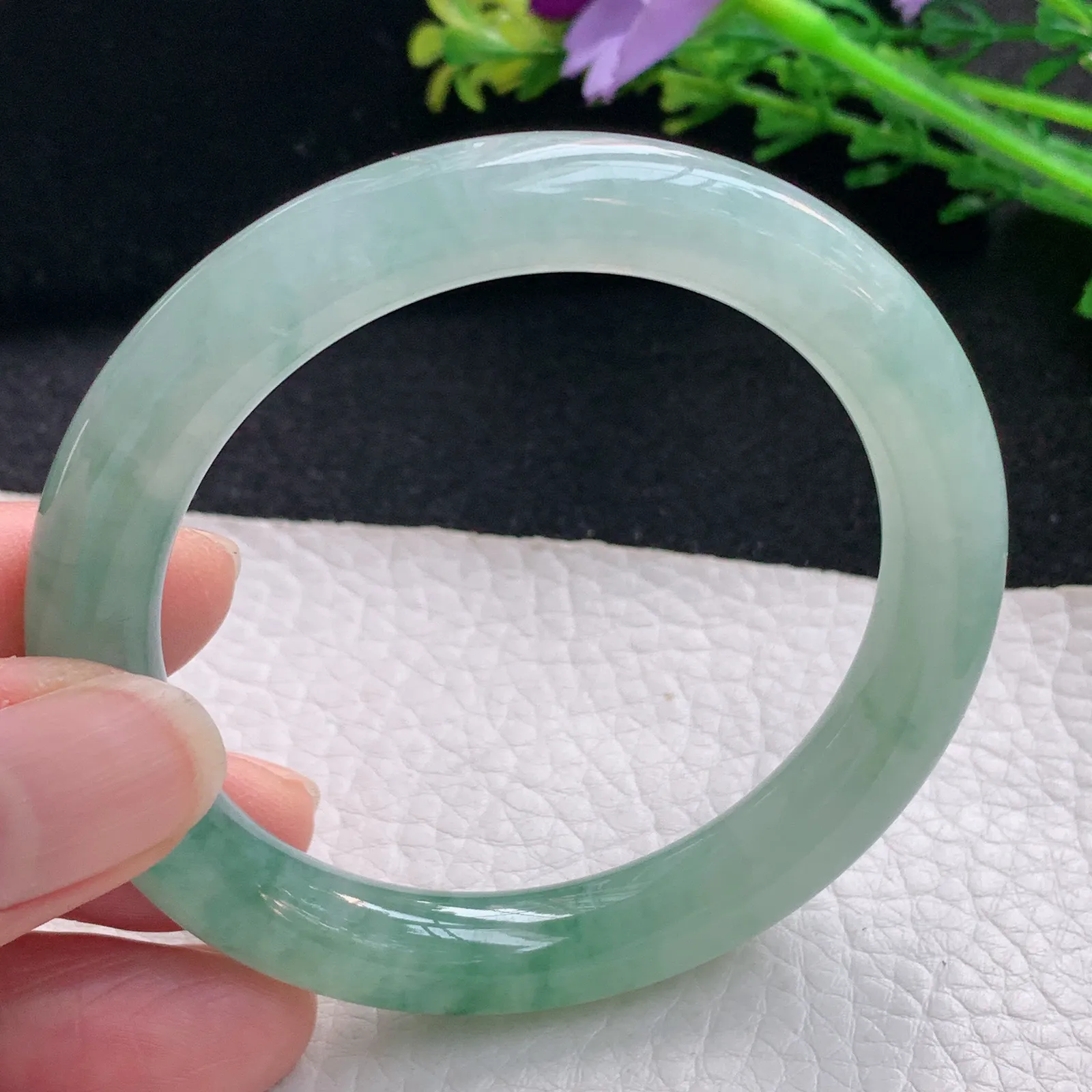 ay自然光53*9.2*9美人镯 缅甸翡翠a货玉手镯冰飘花圆条玉手环 叮当镯