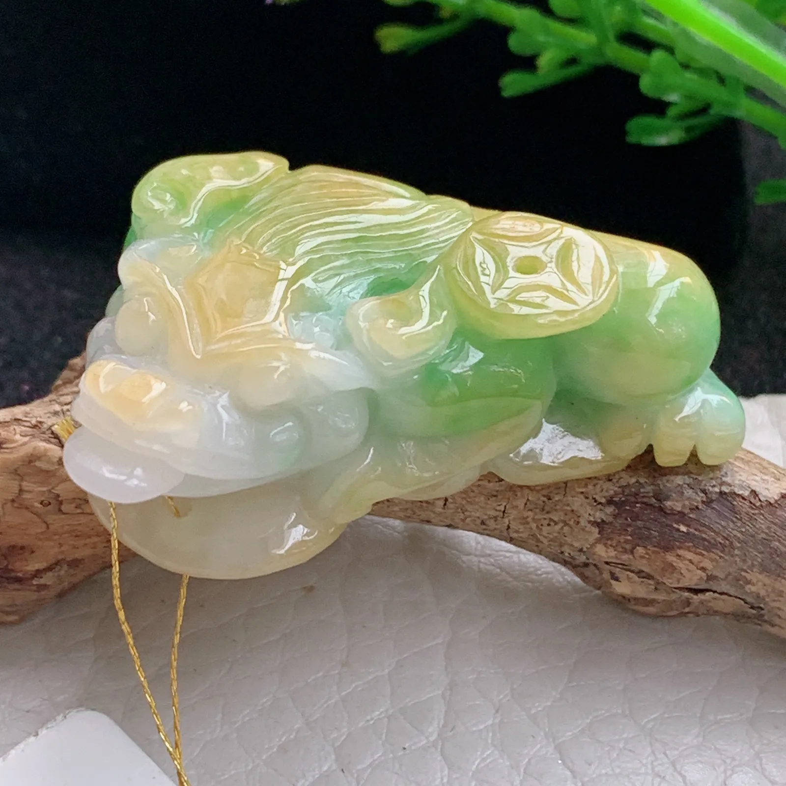 ws实拍42*28.8*13.5缅甸翡翠精雕三彩招财貔貅 玉皮休玉吊坠 玉挂件